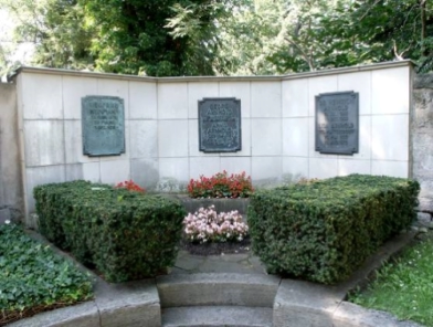 Foto der Grabstelle der Familie Arnhold